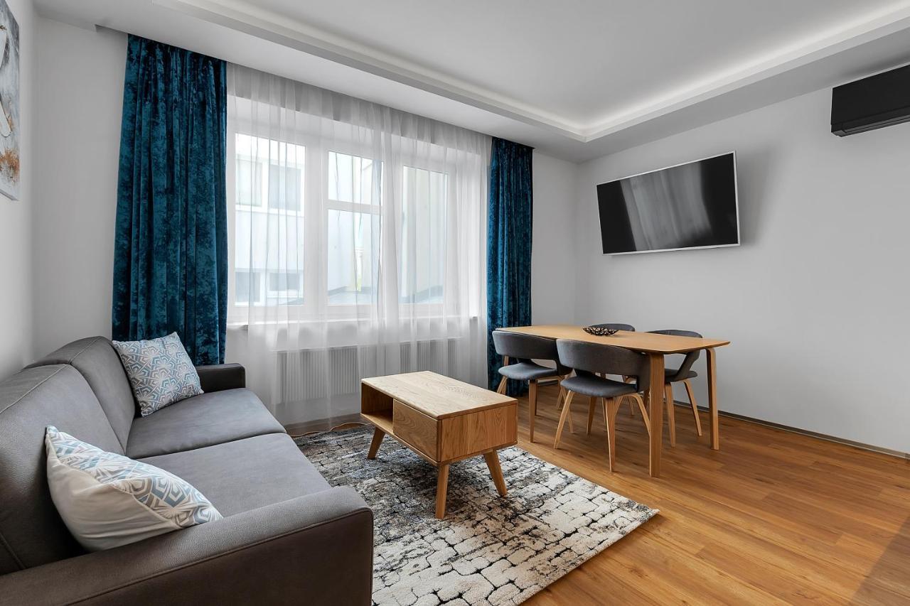 Novy Designovy Apartman S Klimatizaci Rychnov nad Kneznou Exterior photo